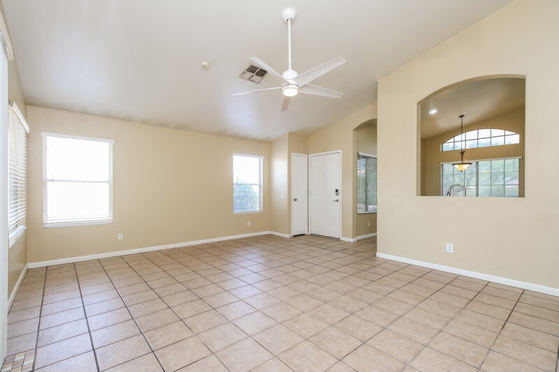 2,170/Mo, 375 W Bruce Ave Gilbert, AZ 85233 Living Room View 2