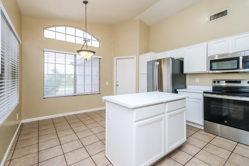 2,170/Mo, 375 W Bruce Ave Gilbert, AZ 85233 Kitchen View