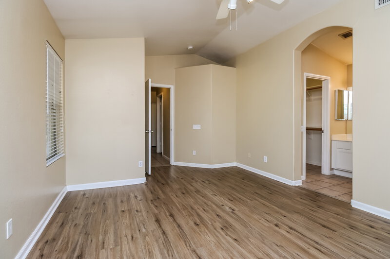 2,170/Mo, 375 W Bruce Ave Gilbert, AZ 85233 Main Bedroom View 2