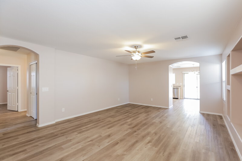 1,875/Mo, 7302 S 253rd Ave Buckeye, AZ 85326 Living Room View 2