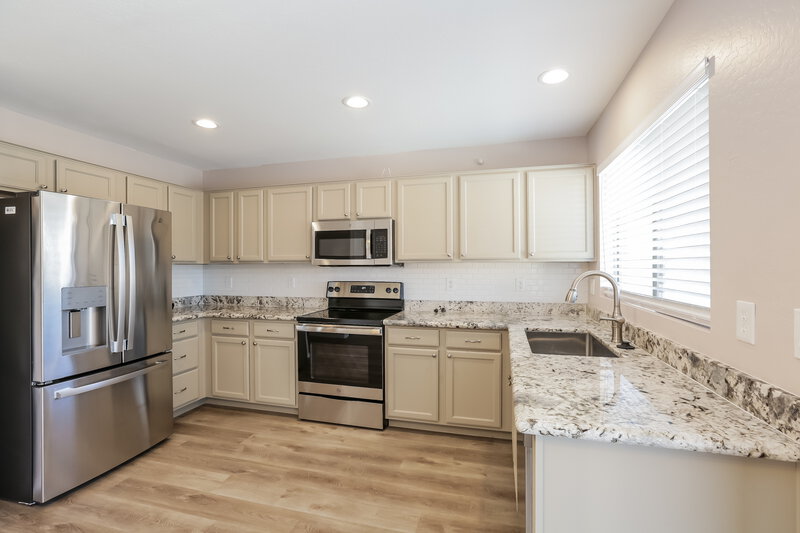 1,875/Mo, 7302 S 253rd Ave Buckeye, AZ 85326 Kitchen View