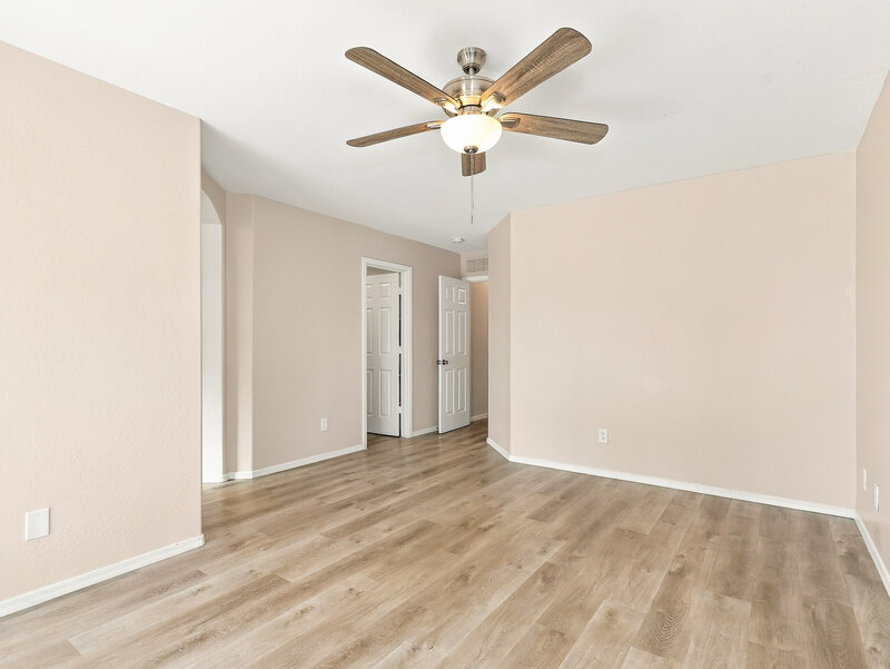 1,995/Mo, 7302 S 253rd Ave Buckeye, AZ 85326 Primary Bathroom View