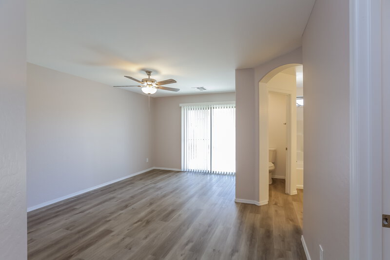 1,875/Mo, 7302 S 253rd Ave Buckeye, AZ 85326 Main Bedroom View 2