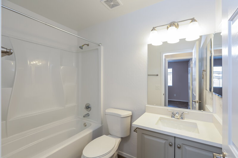 1,875/Mo, 7302 S 253rd Ave Buckeye, AZ 85326 Bathroom View