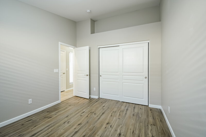 2,335/Mo, 24616 N 65th Ave Glendale, AZ 85310 Bedroom View 3