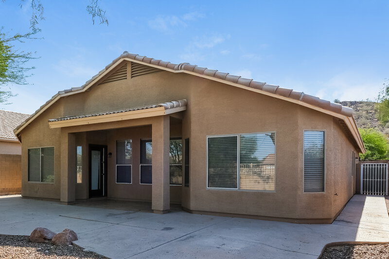 2,285/Mo, 24616 N 65th Ave Glendale, AZ 85310 Rear View