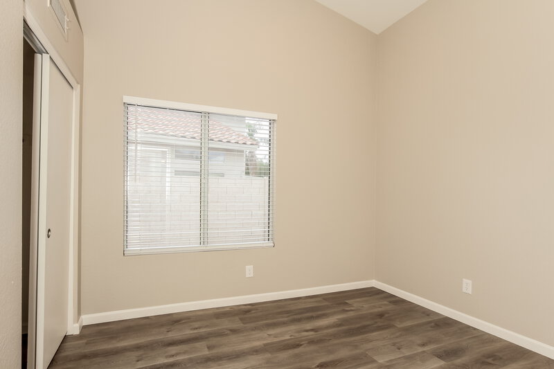 2,610/Mo, 7218 W Tina Ln Glendale, AZ 85310 Bedroom View