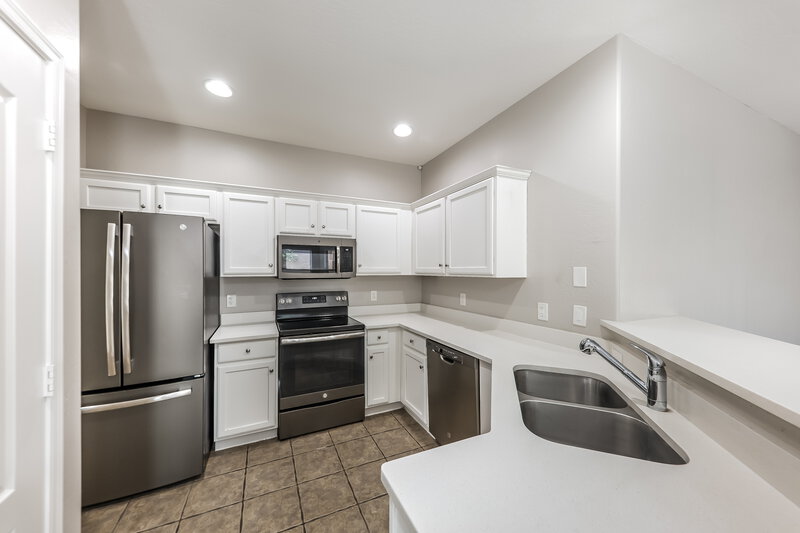 2,270/Mo, 13758 W Port Royale Ln Surprise, AZ 85379 Kitchen View