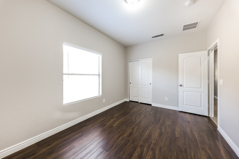 2,270/Mo, 13758 W Port Royale Ln Surprise, AZ 85379 Bedroom View