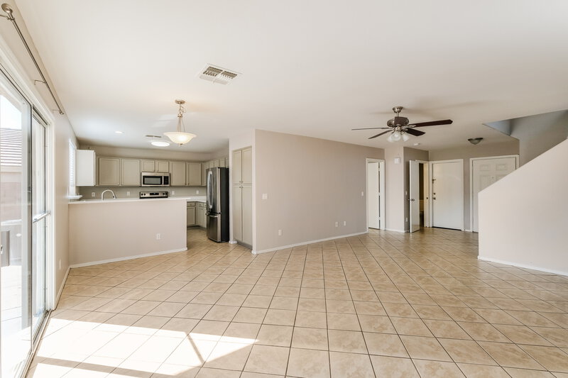 1,875/Mo, 225 N 223rd Ave Buckeye, AZ 85326 Living Room View