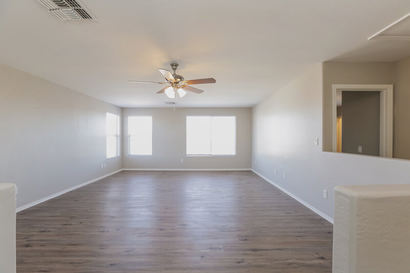 2,225/Mo, 225 N 223rd Ave Buckeye, AZ 85326 Loft View