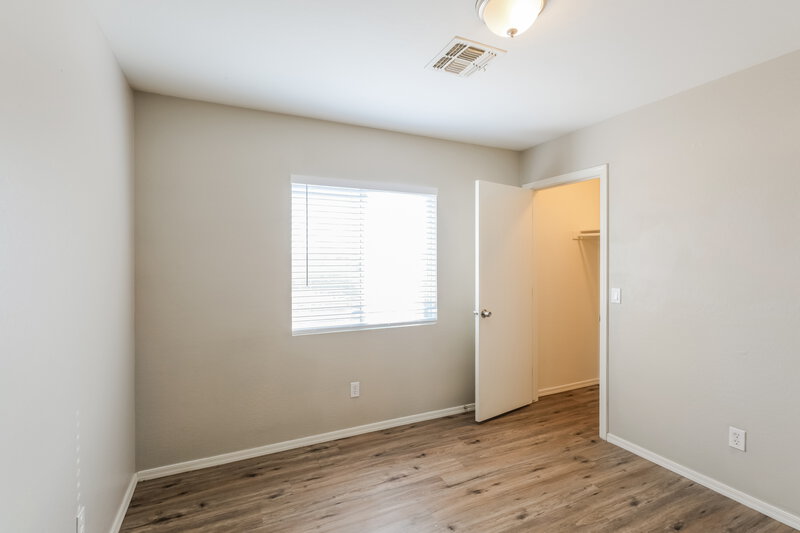 1,875/Mo, 225 N 223rd Ave Buckeye, AZ 85326 Bedroom View 3