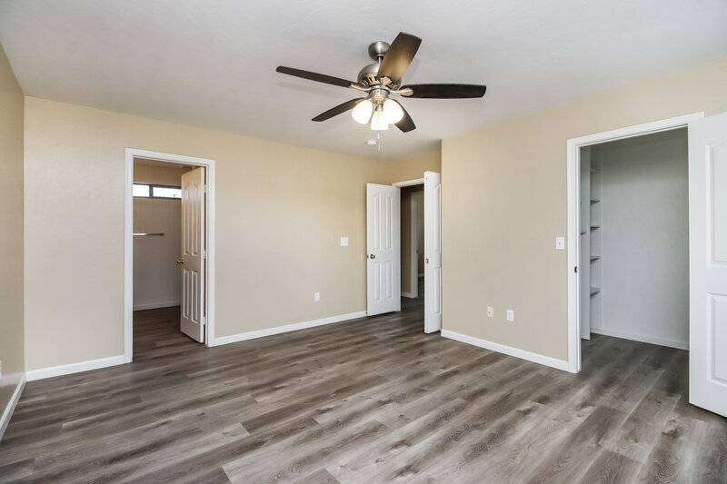 2,390/Mo, 2024 E Appaloosa Rd Gilbert, AZ 85296 Main Bedroom View 2