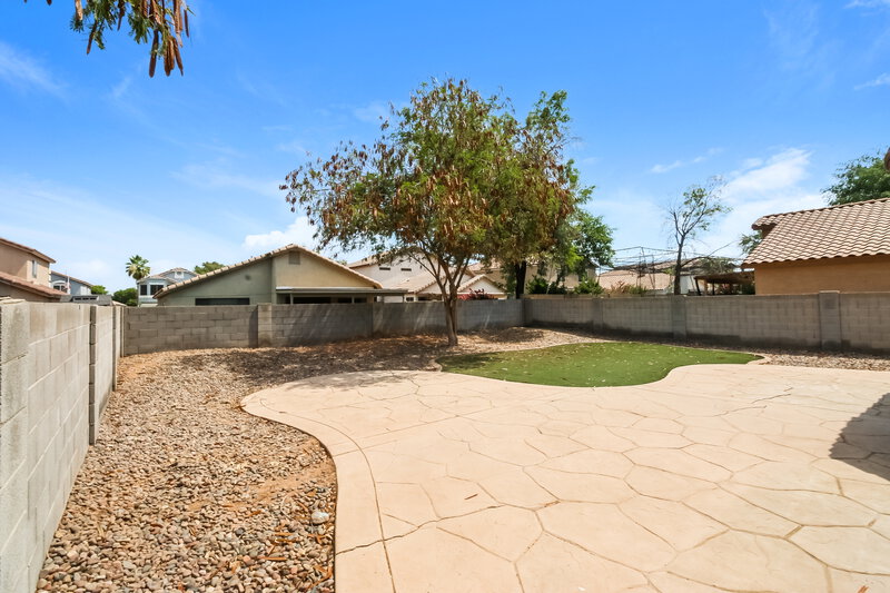 2,390/Mo, 2024 E Appaloosa Rd Gilbert, AZ 85296 Rear View