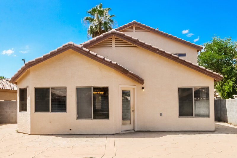 2,390/Mo, 2024 E Appaloosa Rd Gilbert, AZ 85296 Rear View 2