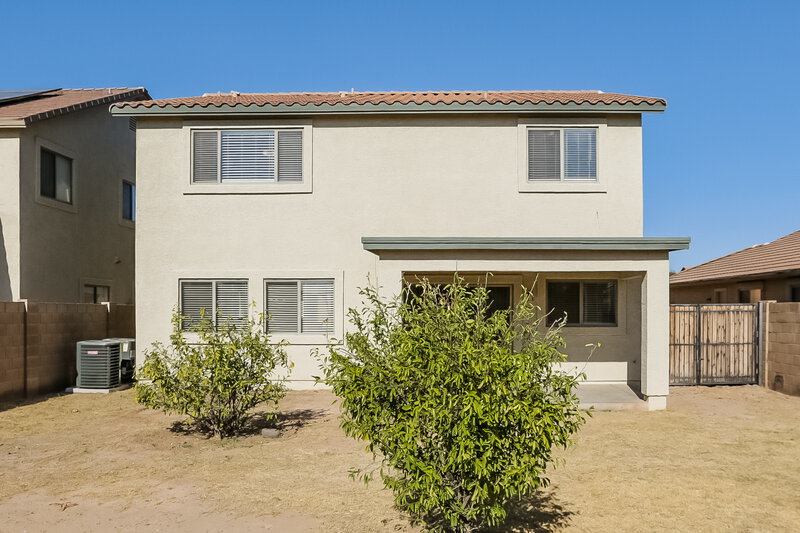 2,315/Mo, 6906 S 50th Glen Laveen, AZ 85339 Rear View