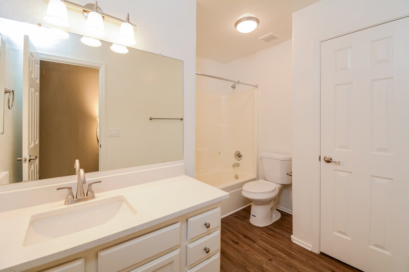 1,905/Mo, 14130 N 133Rd Dr Surprise, AZ 85379 Bathroom View