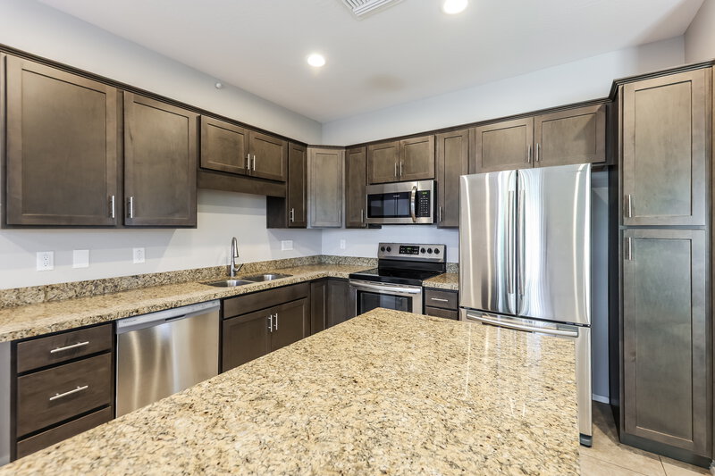 1,945/Mo, 18777 N 43rd Avenue, 40 Glendale, AZ 85308 Kitchen View