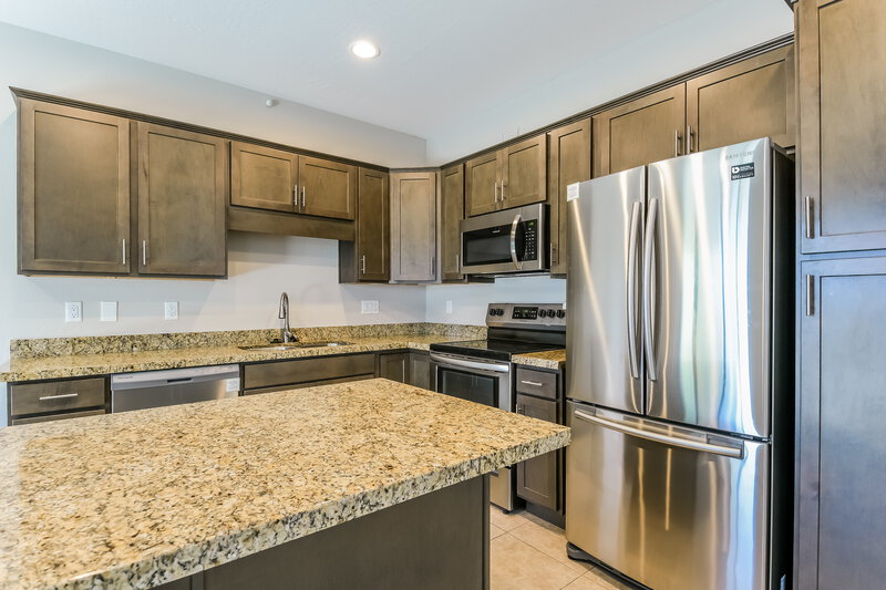 2,200/Mo, 18777 N 43rd Avenue, 40 Glendale, AZ 85308 Kitchen View