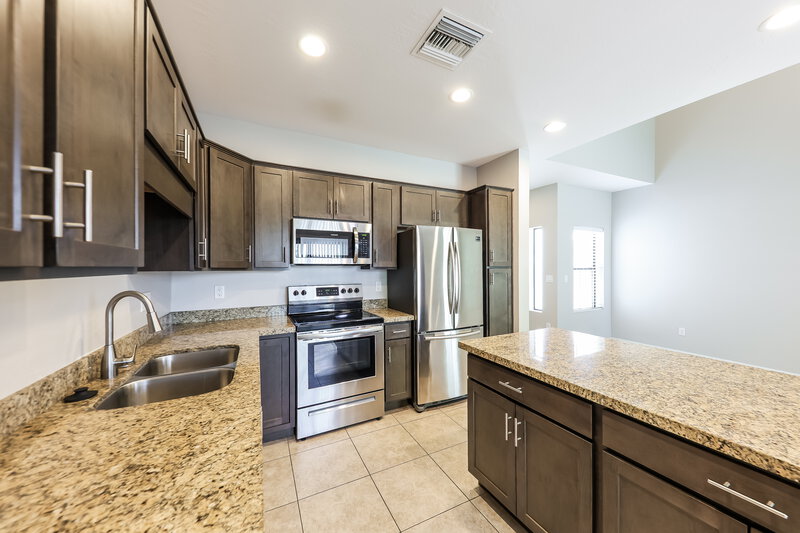 1,945/Mo, 18777 N 43rd Avenue, 40 Glendale, AZ 85308 Kitchen View 2