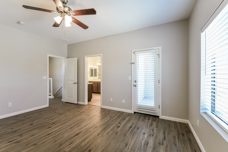 2,200/Mo, 18777 N 43rd Avenue, 40 Glendale, AZ 85308 Main Bedroom View