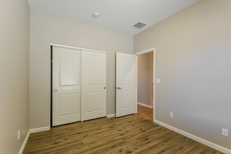 2,200/Mo, 18777 N 43rd Avenue, 40 Glendale, AZ 85308 Bedroom View 2