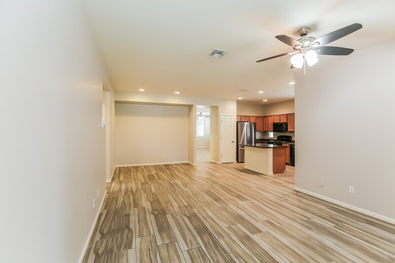 2,605/Mo, 7414 E Onza Ave Mesa, AZ 85212 Living Room View 2