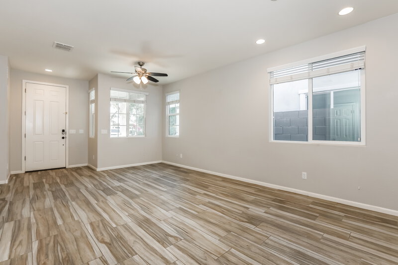 2,340/Mo, 7414 E Onza Ave Mesa, AZ 85212 Living Room View 2