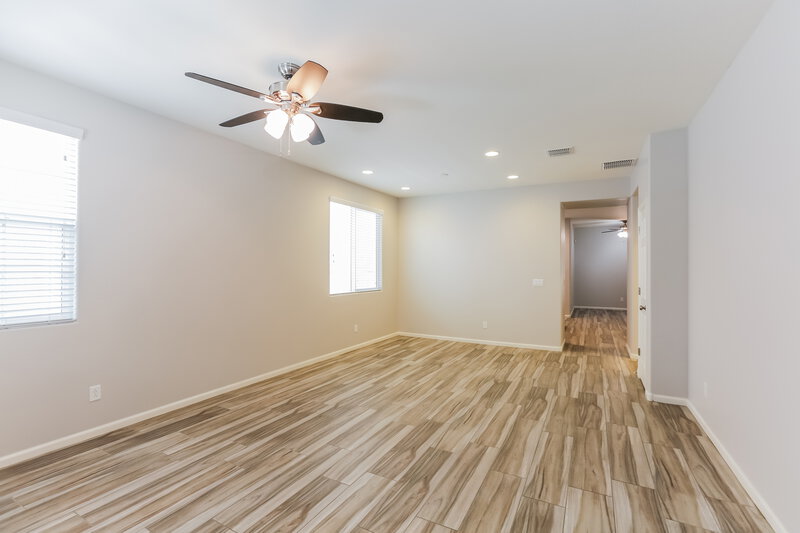 2,605/Mo, 7414 E Onza Ave Mesa, AZ 85212 Living Room View 5