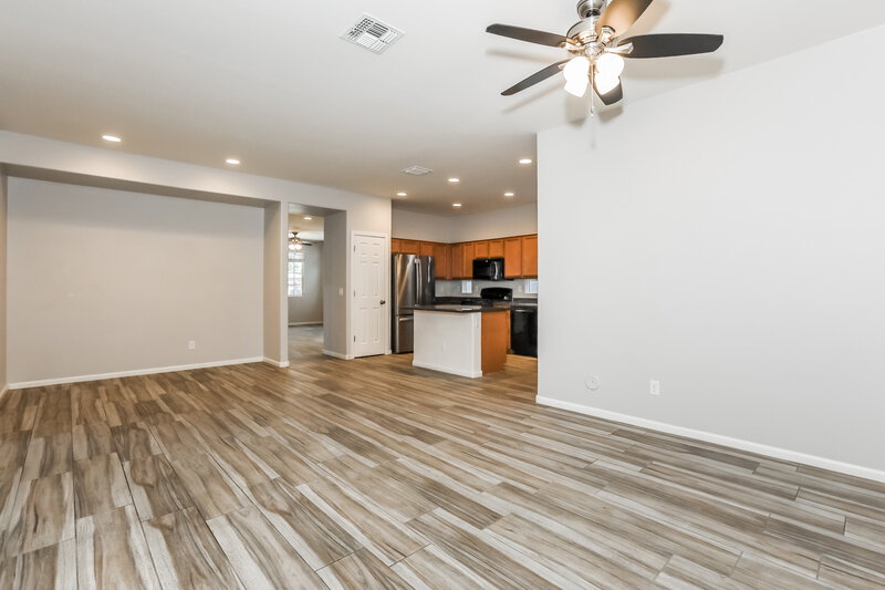 2,340/Mo, 7414 E Onza Ave Mesa, AZ 85212 Family Room View 2