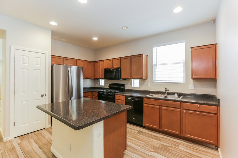 2,605/Mo, 7414 E Onza Ave Mesa, AZ 85212 Kitchen View