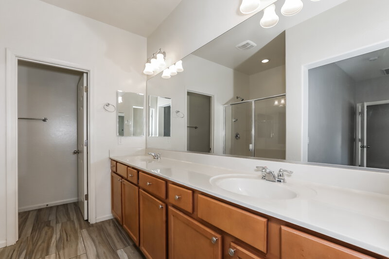2,340/Mo, 7414 E Onza Ave Mesa, AZ 85212 Main Bathroom View
