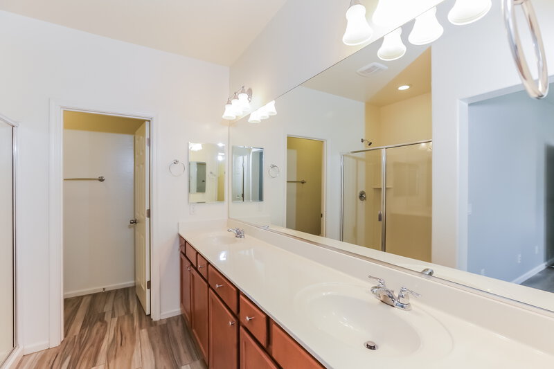 2,605/Mo, 7414 E Onza Ave Mesa, AZ 85212 Main Bathroom View