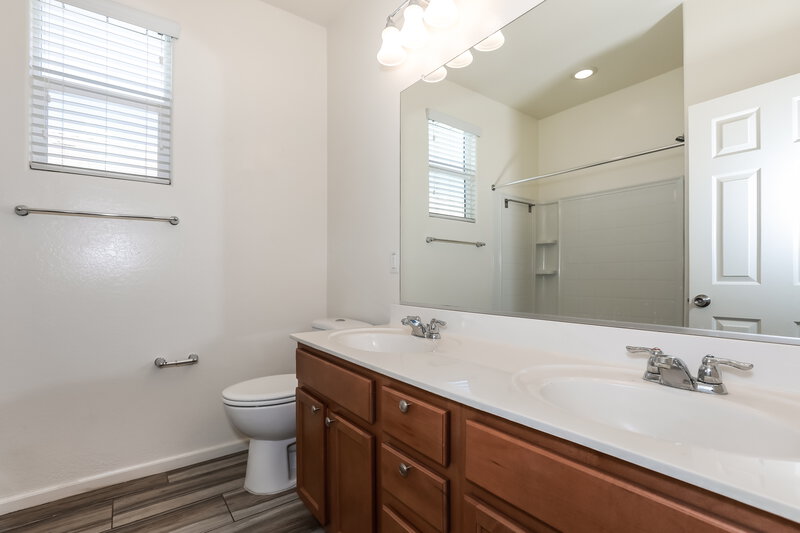2,340/Mo, 7414 E Onza Ave Mesa, AZ 85212 Bathroom View
