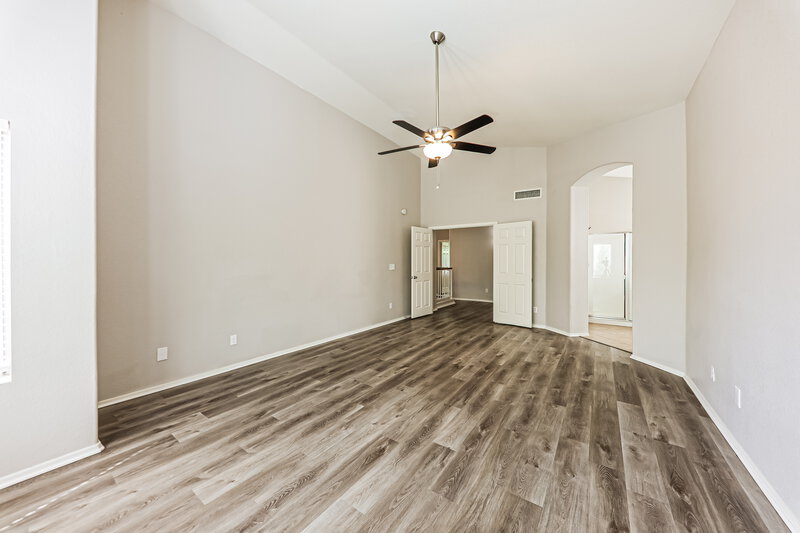 3,155/Mo, 3717 N Heather Ln Avondale, AZ 85392 Main Bedroom View 2