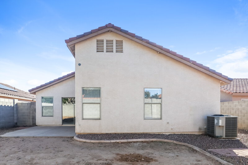 2,095/Mo, 11240 E Sunland Ave Mesa, AZ 85208 Rear View