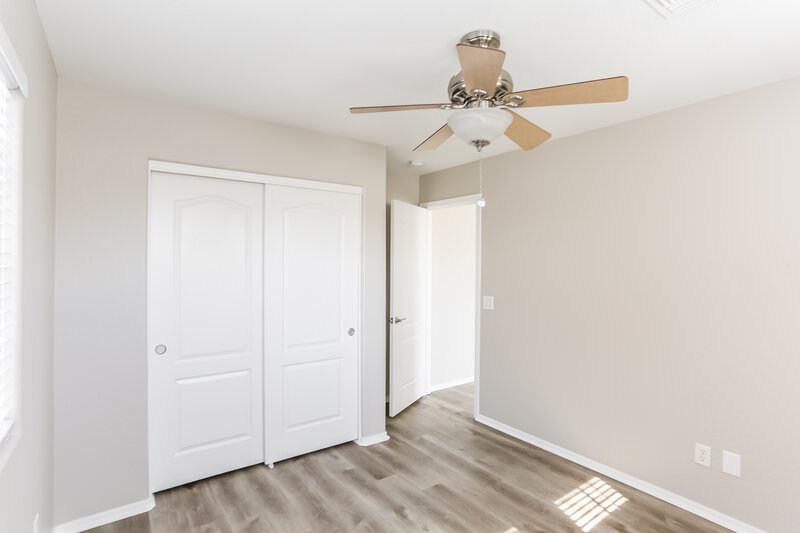 2,300/Mo, 11572 W Madison St Avondale, AZ 85323 Bedroom View 4