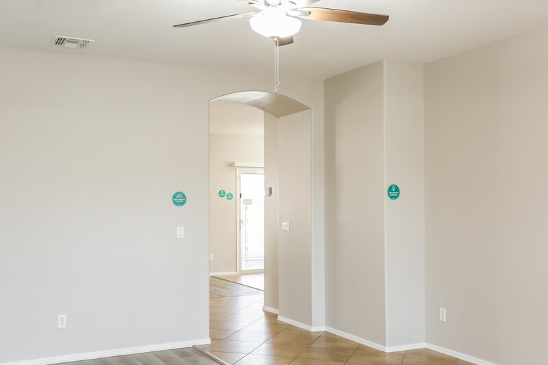 2,300/Mo, 11572 W Madison St Avondale, AZ 85323 Bedroom View 5