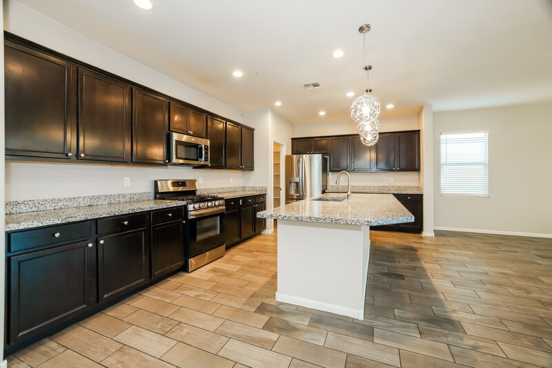 2,930/Mo, 12125 W Remuda Dr Peoria, AZ 85383 Kitchen View