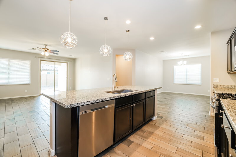 2,930/Mo, 12125 W Remuda Dr Peoria, AZ 85383 Kitchen View 2