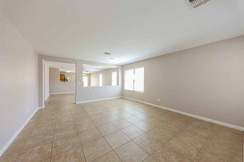 2,070/Mo, 3026 W Lucia Dr Phoenix, AZ 85083 Living Room View