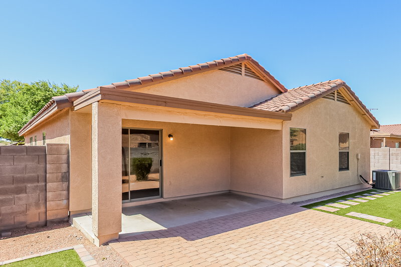 2,070/Mo, 3026 W Lucia Dr Phoenix, AZ 85083 Rear View