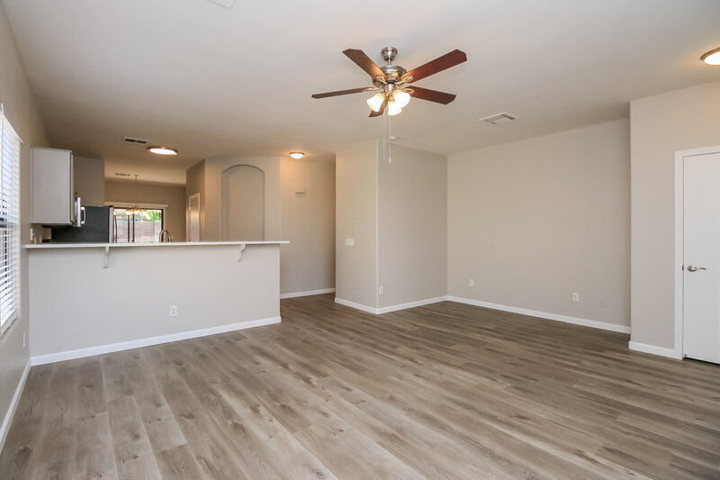 1,920/Mo, 2593 S Powell Rd Apache Junction, AZ 85119 Living Room View