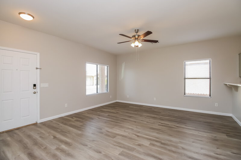 1,920/Mo, 2593 S Powell Rd Apache Junction, AZ 85119 Living Room View 4