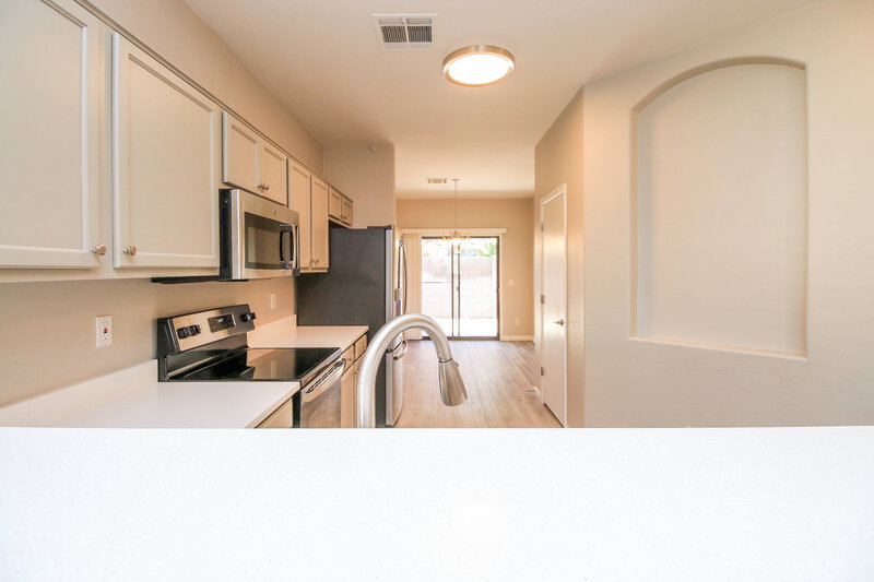 1,920/Mo, 2593 S Powell Rd Apache Junction, AZ 85119 Kitchen View