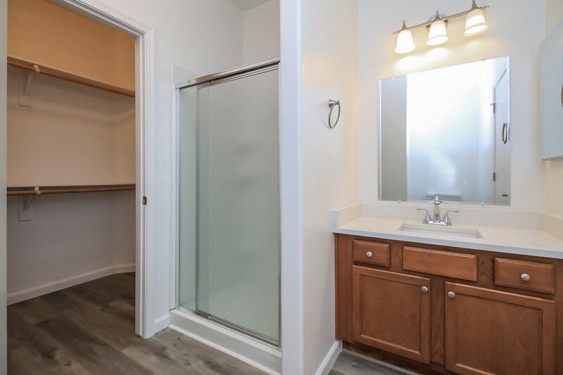 1,920/Mo, 2593 S Powell Rd Apache Junction, AZ 85119 Main Bathroom View