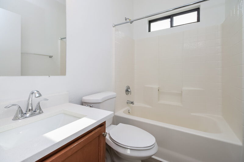 1,920/Mo, 2593 S Powell Rd Apache Junction, AZ 85119 Bathroom View