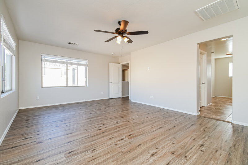 2,225/Mo, 3014 E Megan St Gilbert, AZ 85295 Main Bedroom View 2