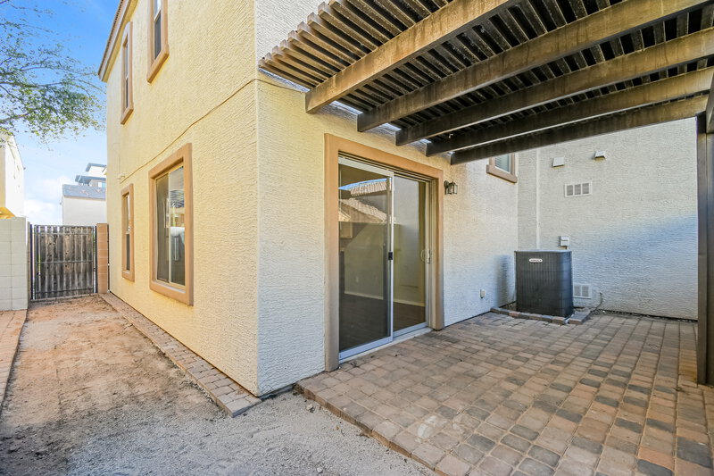 2,225/Mo, 3014 E Megan St Gilbert, AZ 85295 Covered Patio View