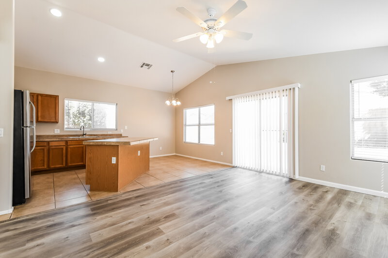 1,835/Mo, 3034 W Melinda Ln Phoenix, AZ 85027 Dining Room View